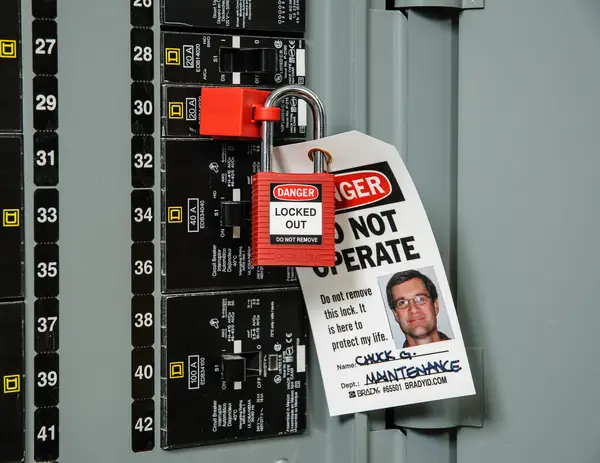 Reliable, long-lasting tags
